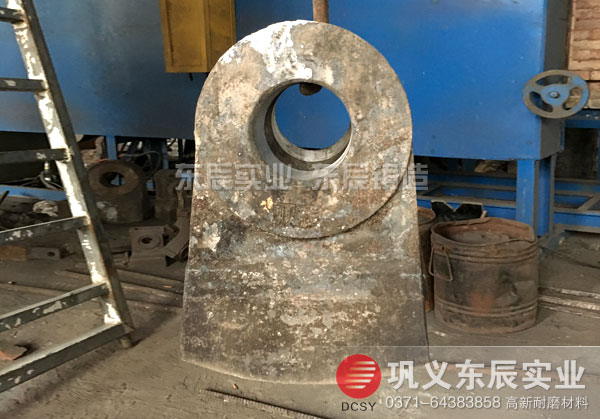 耐磨合金錘頭 大錘頭 破碎機(jī)錘頭材質(zhì)高鉻復(fù)合