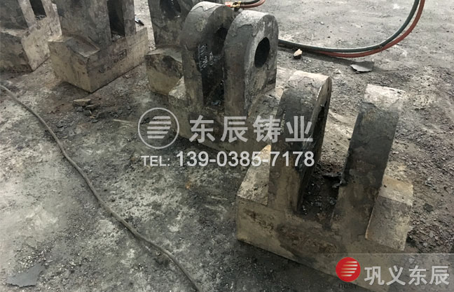 水泥熟料破碎機(jī)錘頭 雙孔錘頭 篦冷機(jī)錘頭
